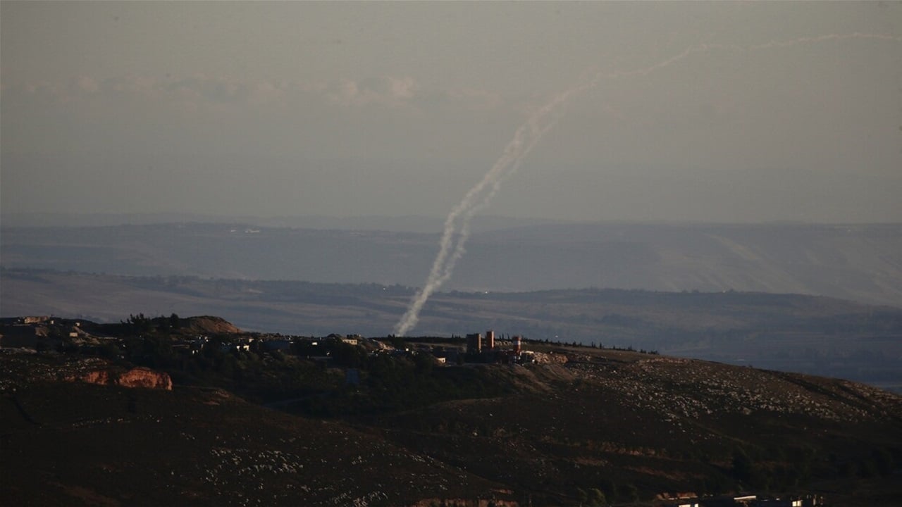 تصعيد جديد على الحدود اللبنانية الإسرائيلية: غارات تستهدف جنوب وشرق لبنان