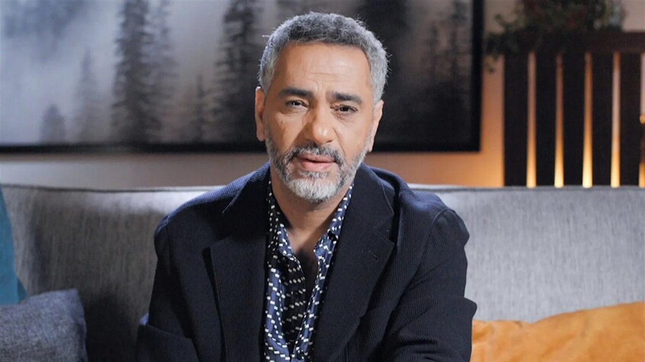 من المسرح إلى قفص الاتهام: جلسة سرّية تعيد فتح أخطر ملفات فضل شاكر الأمنية