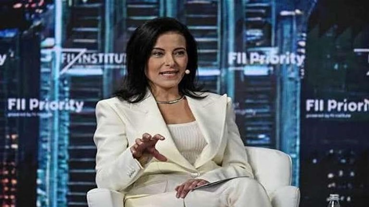 من القاهرة إلى قمة وادي السيليكون… دينا باول ماكورميك أول رئيسة في تاريخ “ميتا”