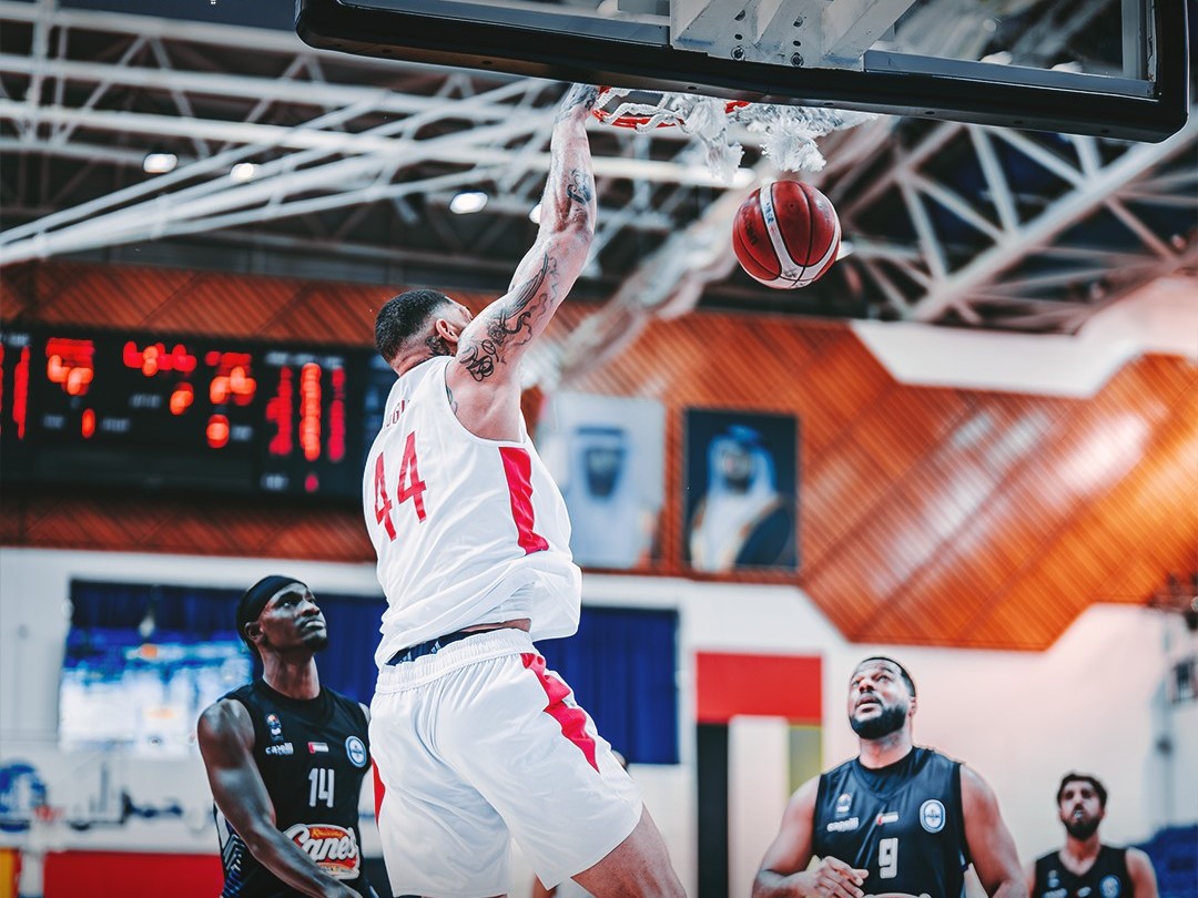 سلة الإفريقي تكتسح النصر وتضرب موعدًا مع المربع الذهبي في دبي