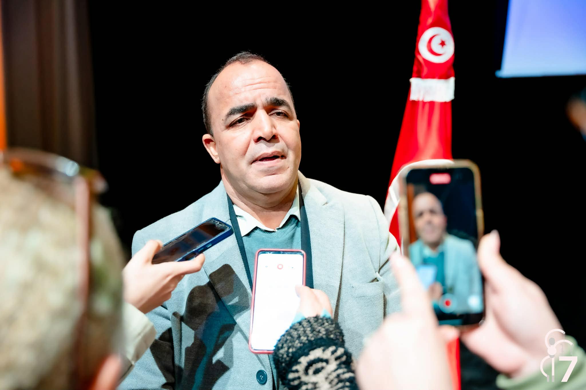 عماد المديوني: خمسون عامًا من فنّ العرائس… الجودة قبل الأرقام وحلم الانتشار من العاصمة إلى الجهات