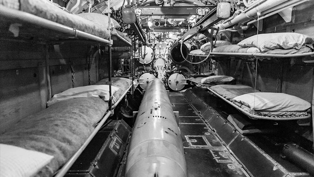 كارثة المرحاض: أغرب حادثة غواصة ألمانية في الحرب العالمية الثانية