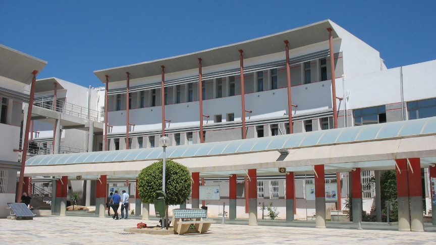 مأساة في المهدية… وفاة تلميذ متأثراً بحروق بعد إضرام النار في جسده بسبب التنمر