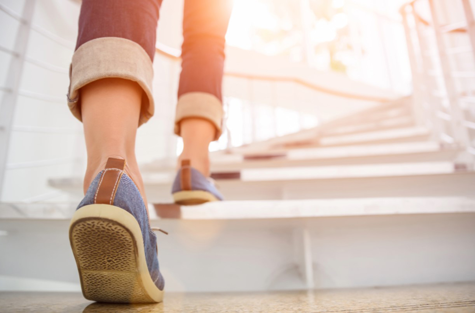 فوائد صحية مذهلة لصعود الدرج: دراسة جديدة تكشف الحقائق المدهشة