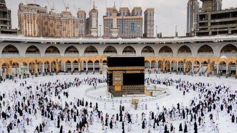إحالة وزير سابق وصاحب قناة على أنظار القضاء في ملف "رحلات العمرة"