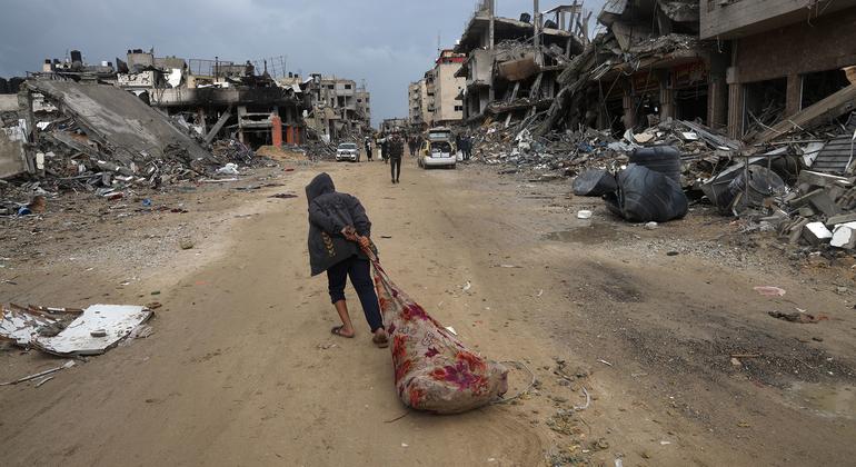 💥 وزير خارجية اليونان أمام مجلس الأمن: "غزة تحت الحصار... والأزمة الإنسانية بلغت مستوى الدمار الكامل"
