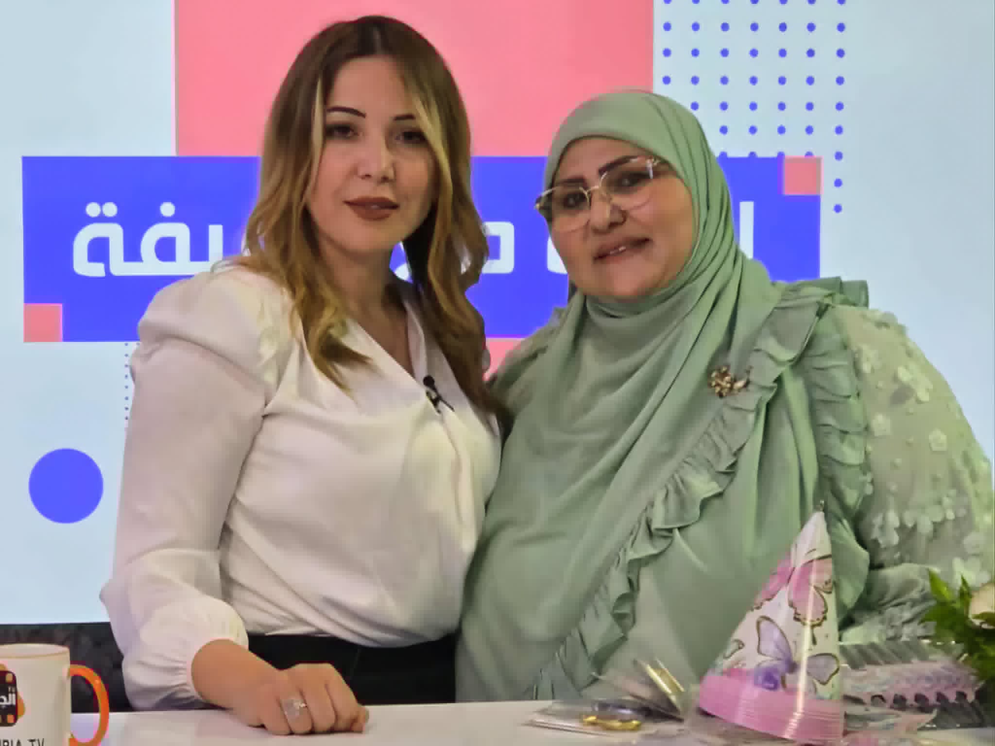 هدى بن أحمد تفرض حضورها وتخطف الأضواء في برنامج عفيفة بوكيل