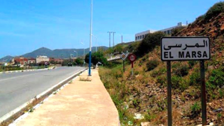جريمة مروعة: العثور على جثة كهل ملقاة على طريق سريعة في تونس والشرطة تكشف هوية الجاني