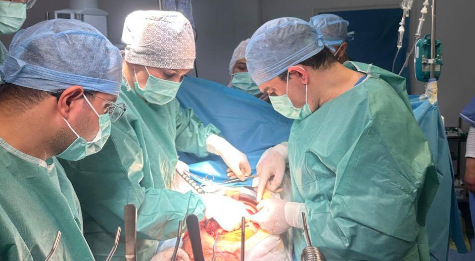 زرع أمل في جسد طفل: نجاح أوّل عمليّة زرع كبد بمستشفى فطومة بورقيبة بالمنستير