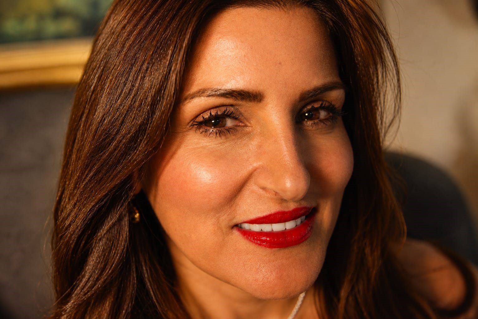 إسلام بن ملوكة.. فنانة تشق طريقها بثبات بعيدًا عن الأضواء الصاخبة
