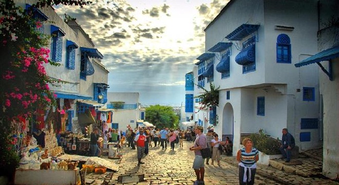 تحقق القطاع السياحي في تونس نموًا ملحوظًا بنسبة 55.1% في العائدات حتى 20 جويلية 2023