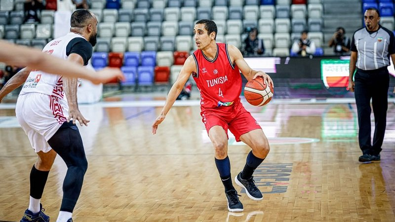 🔴 “نسور السلة” يحلّقون في المنامة: تونس تُسقط مصر 85-73 وتواصل السلسلة الذهبية