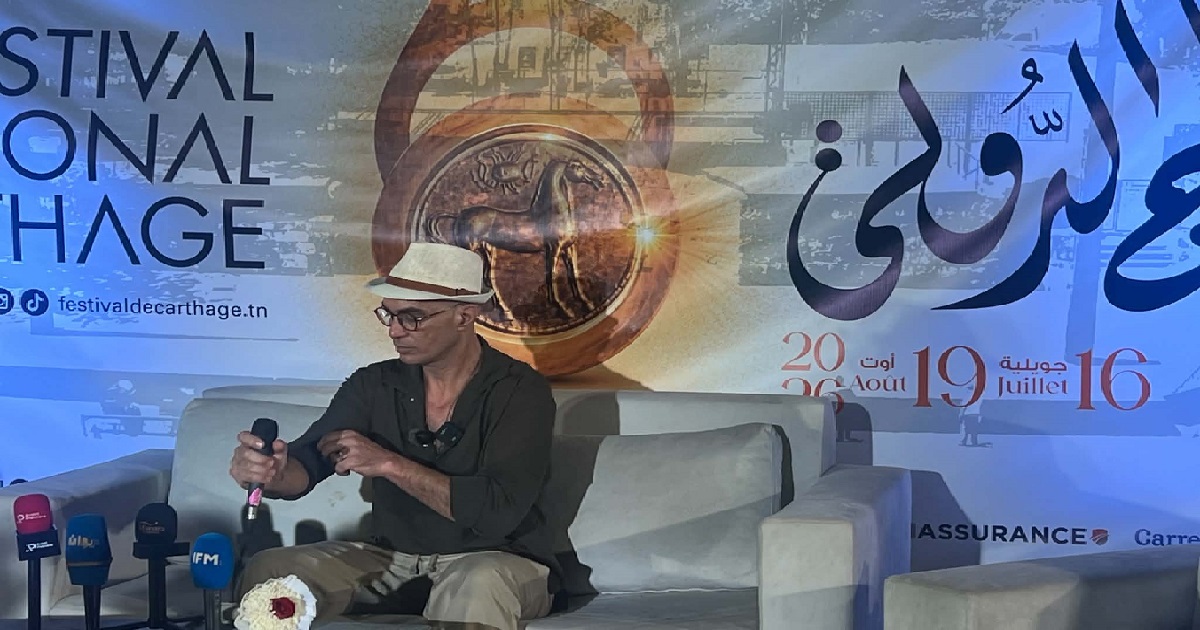 القرهمانة: تُضحك قرطاج... ثم تُبكيها: معز التومي يهدي نجاحه إلى والدته المصابة بالزهايمر