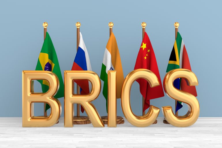 قمة بريكس في جنوب إفريقيا: ترسيخ دورها الاقتصادي العالمي والنقاش حول العملة الموحدة