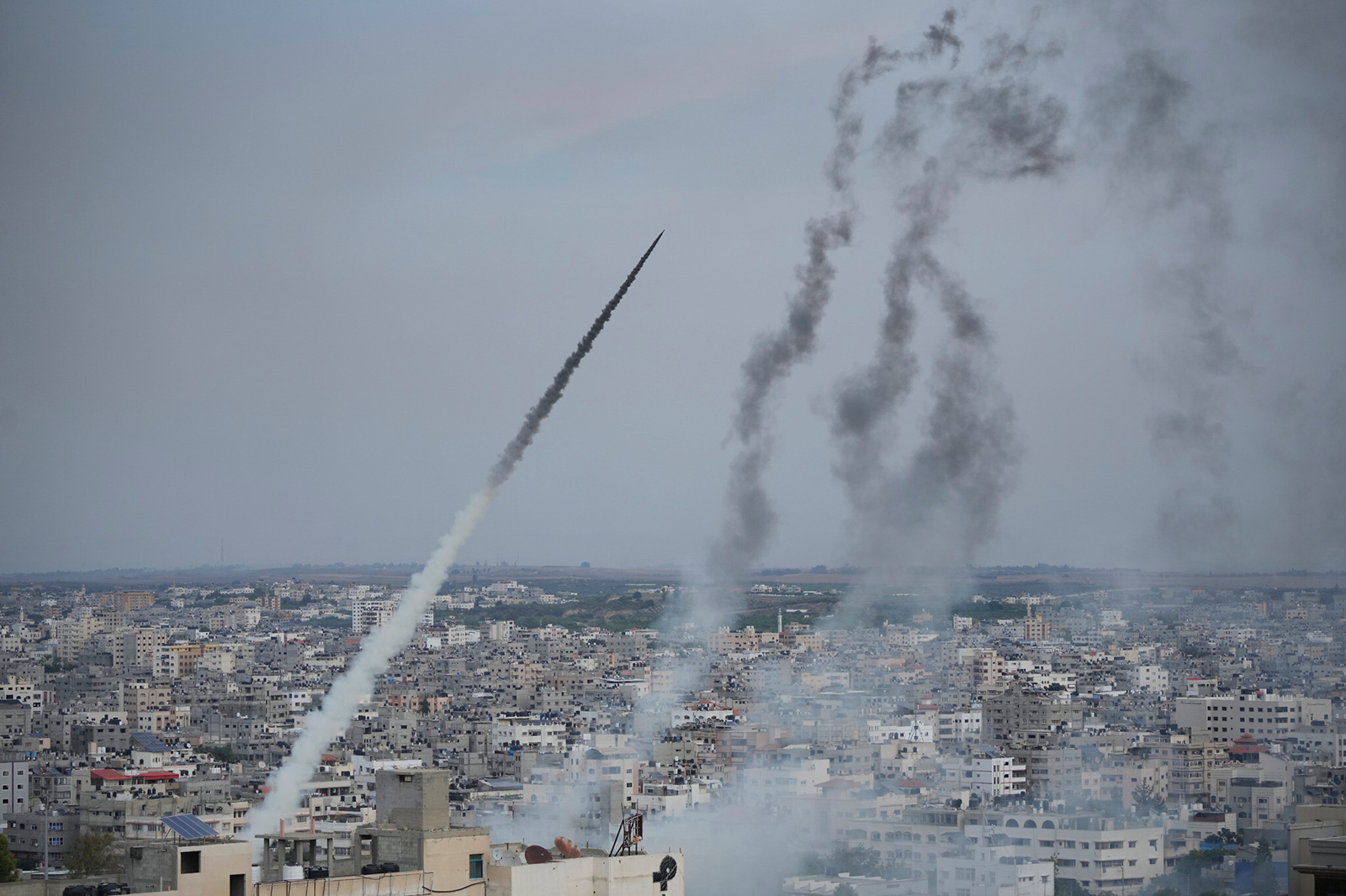 وكالة "رويترز" تنفي تقارير عن هجوم صاروخي وشيك على إسرائيل