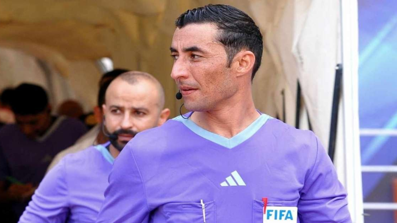 🚨 طاقم تحكيم قمة الأربعاء بين النادي الإفريقي والنادي البنزرتي!
