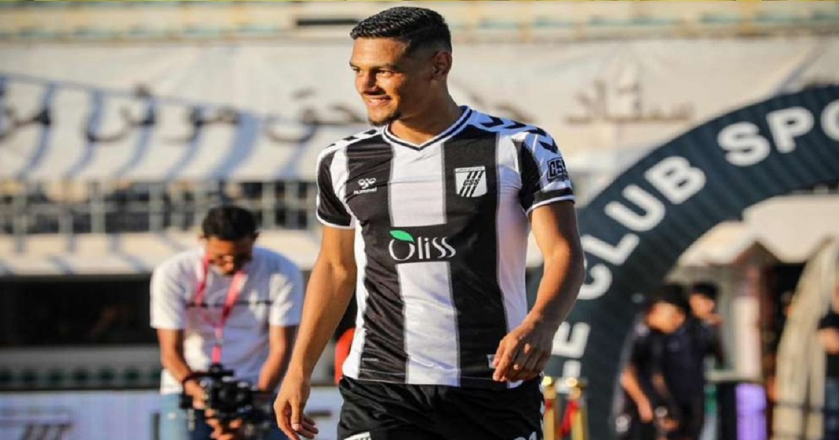 ضربة موجعة للصفاقسي.. إصابة خطيرة تُبعد هشام بكار عن الملاعب