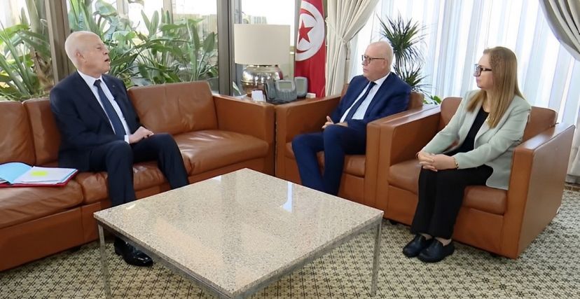 رئيس الجمهورية يطلق نقدًا على استقلالية البنك المركزي التونسي