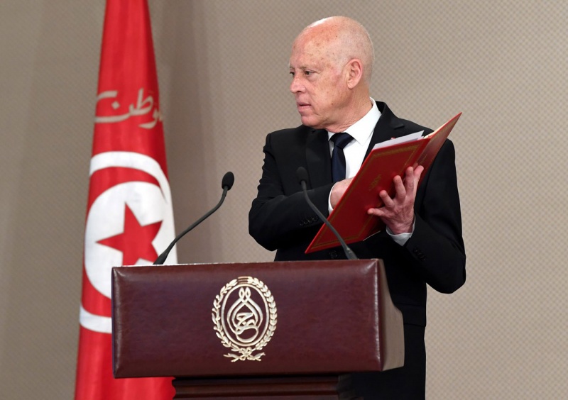 قرار الرئيس التونسي بشأن الصلح الجزائي يثير الجدل