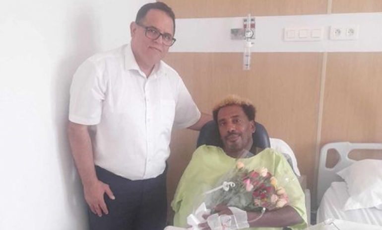 الفنان التونسي أحمد الماجري يتعرض لبراكاج وإصابة خطيرة
