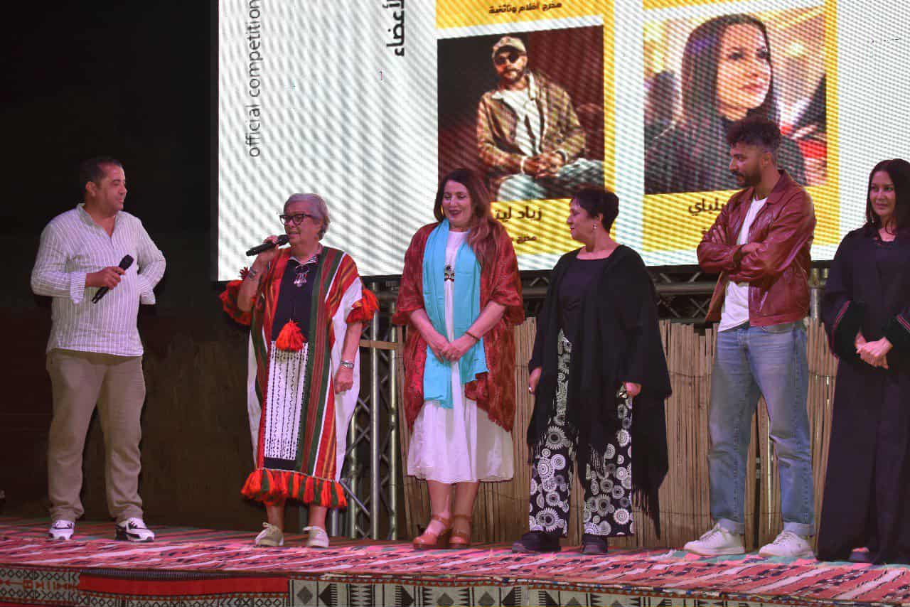 من رمال قصر غيلان تولد الصورة: الصحراء تتحول إلى شاشة عالمية في الدورة الثانية لمهرجان السينما!