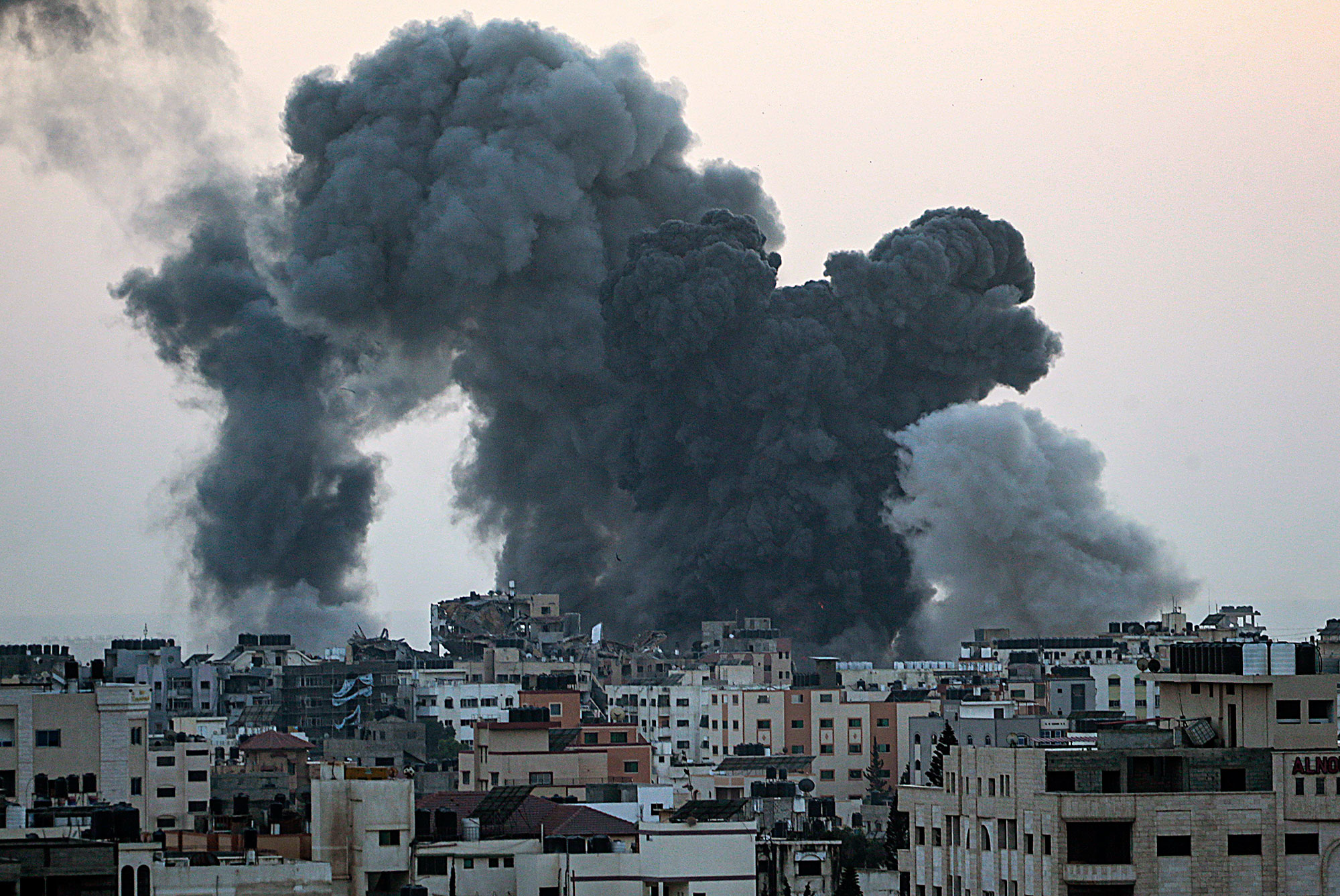 حماس: القصف الإسرائيلي أسفر عن فقدان أكثر من 60 أسيراً وتدمير 24 آلية عسكرية إسرائيلية