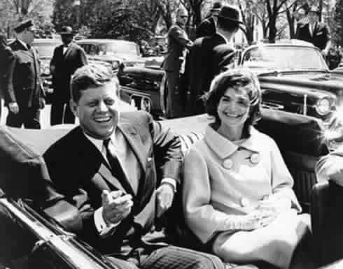 ذكرى اغتيال الرئيس جون كينيدي: رحيل الزعيم الأمريكي وشبح الجدل