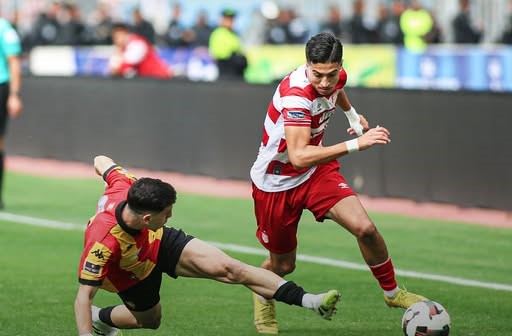 تعادل بلا طعم ولا لون في دربي العاصمة… والإفريقي يوقف زحف الترجي نحو الانفراد بالصدارة