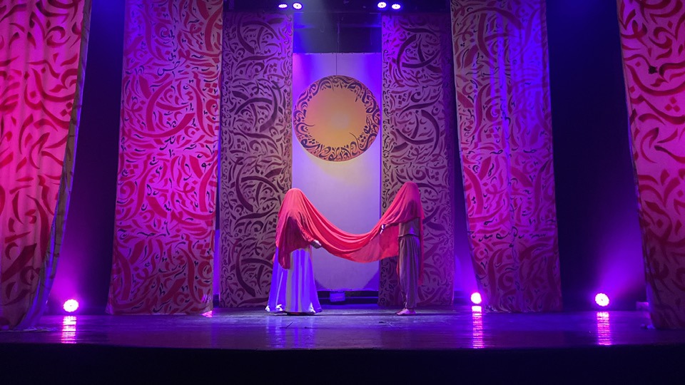 "ثنايا"… العرض الذي خطف أنفاس صفاقس: تجربة كونية تتنفس الفن والدهشة وتفتح أبواب الإبداع العربي