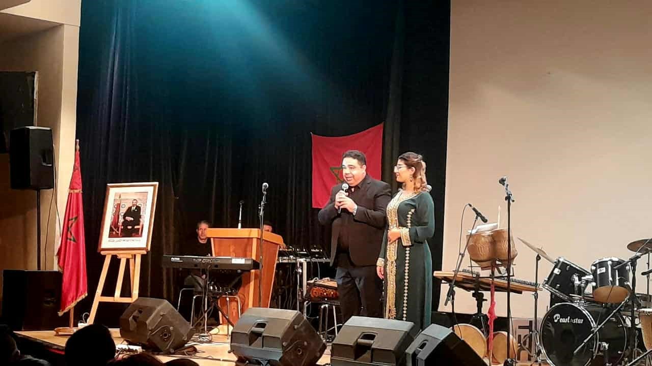 تونس تحتضن سهرة فنية مغربية  تونسية احتفاءً بذكرى الإستقلال والمسيرة الخضراء: أمسية ناجحة تجمع الإبداع المغربي والتونسي تحت راية الأخوة والتلاقح الثقافي