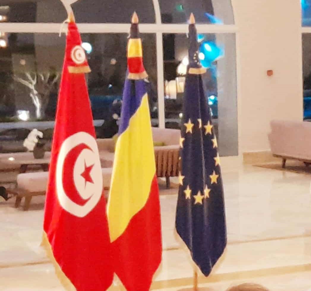 السفارة الرومانية بتونس تحتفي بعيدها الوطني في أمسية موسيقية راقية بقمرت: أمسية دبلوماسية تجمع بين الفنّ والهوية الثقافية