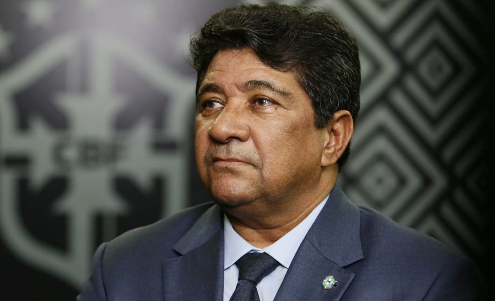 قضاء ريو دي جانيرو يعزل رئيس الاتحاد البرازيلي لكرة القدم ويثير قلق الفيفا