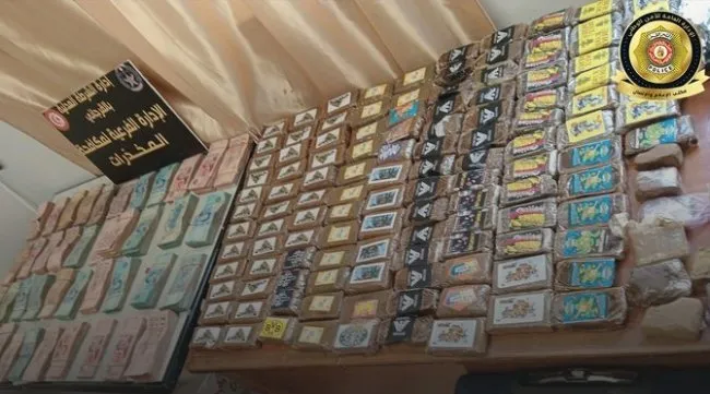 تفكيك شبكة دولية لترويج المخدرات في تونس والحرس الوطني يحجز 420 كلغ من القنب الهندي