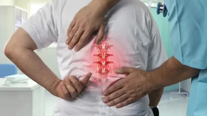 الاعتلالات العظمية والعضلية تهدد صحة عاملات النسيج في تونس: 79,7% من الأمراض المهنية مصدرها القطاع الصناعي