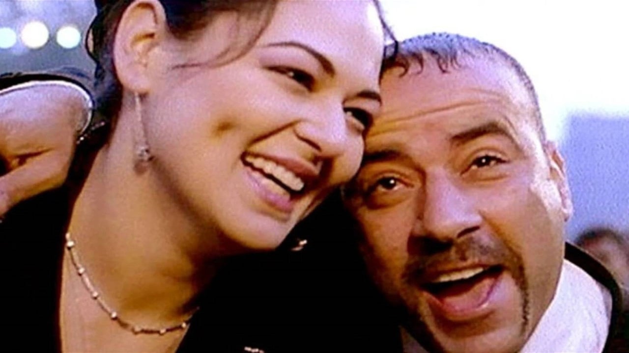 حريق الإسكندرية يفتح باب الشبهات: روايات متضاربة حول وفاة نيفين مندور وتحقيقات مرتقبة