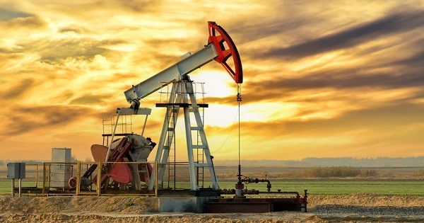 النفط يتجاوز 111 دولاراً للبرميل مع استمرار الأزمة الأوكرانية