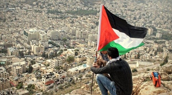 فلسطين تضيع.. والعرب يخرجون من التاريخ! إسرائيل تحتل الإرادة العربية..