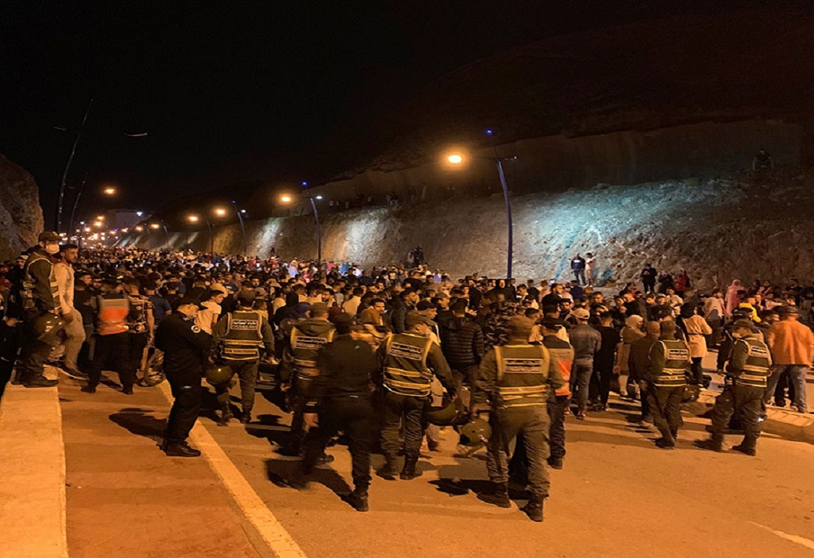 المغرب- هجرة جماعية من فنيدق إلى سبتة