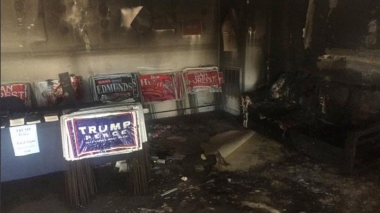 حرق مقر لحملة دونالد ترامب في شمال كارولينا