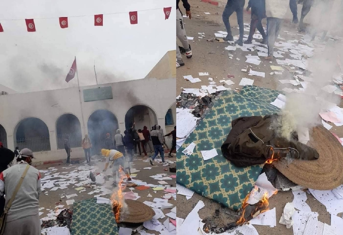 عقارب: حرق مركز الحرس الوطني و انسحاب الوحدات الامنية