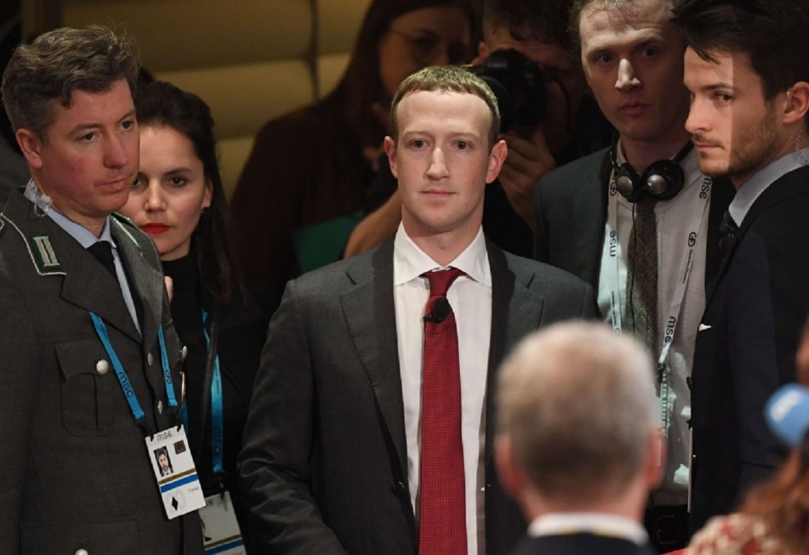 زوكربيرغ يقبل "وصاية" الحكومات على فيسبوك