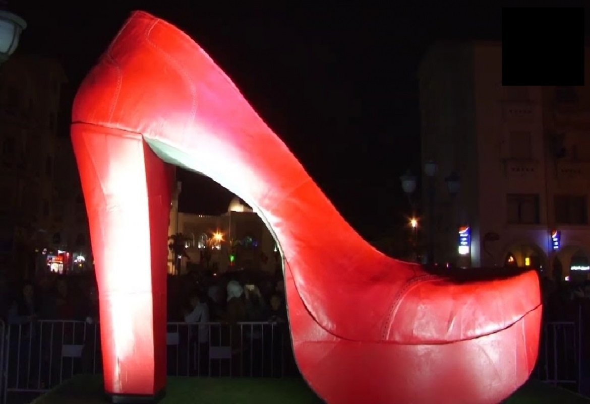 صفاقس تدخل لكتاب ڨينيس للأرقام القياسية بأكبر حذاء في العالم