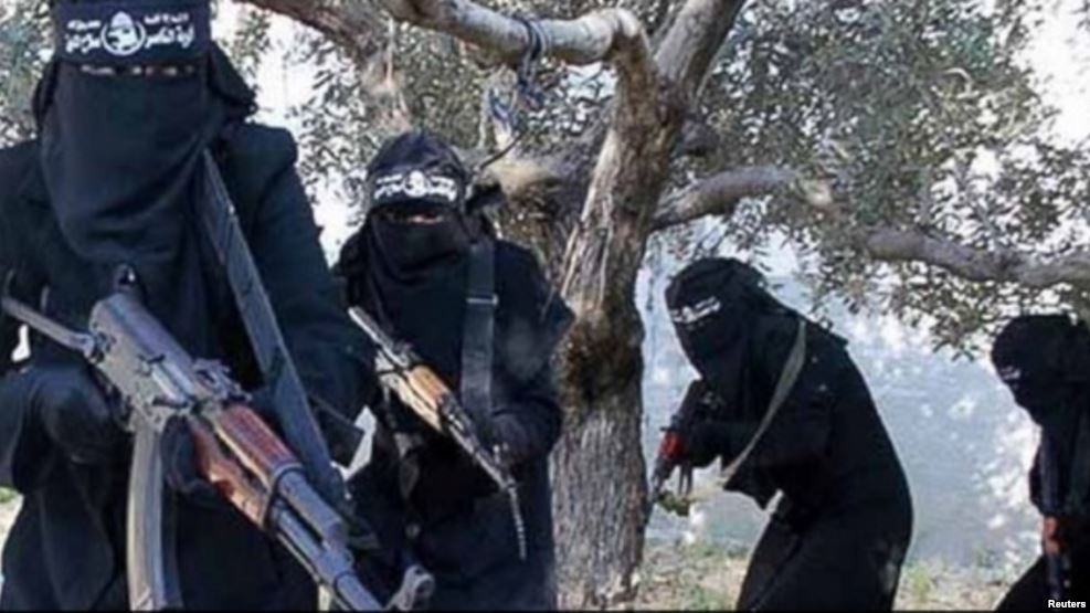 نساء مقاتلات في صفوف داعش