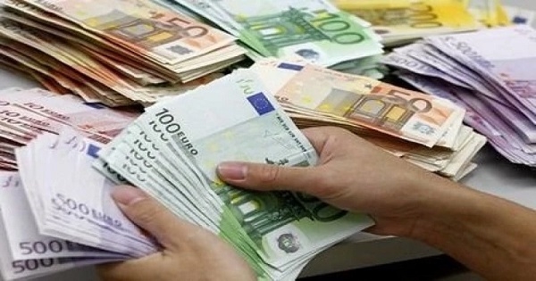 البنك المركزي: تراجع احتياطي تونس من العملة الصعبة إلى 122 توريد