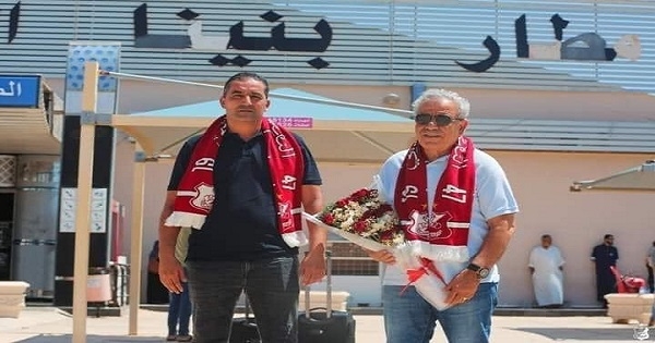 فوزي البنزرتي يصل ليبيا مرفوقا بعماد بن يونس