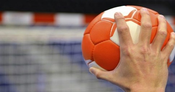رسميا.. نهائي الكأس بحضور جماهير الفريقين