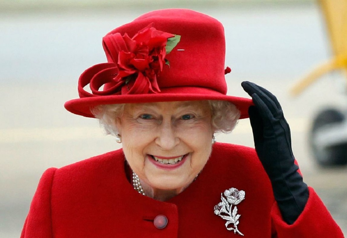 عيد ميلاد الملكة إليزابيث الـ95 دون احتفال
