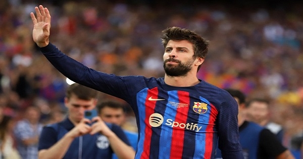 برشلونة يودع بيكيه بثنائية في مرمى ألميريا