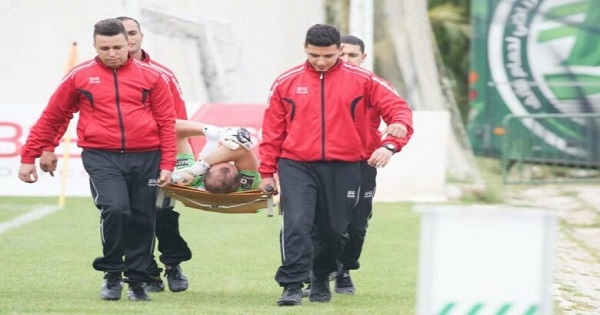 إصابة حادة لفاروق بن مصطفى