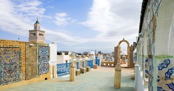 بالأرقام.. بوادر تعافي السياحة التونسية